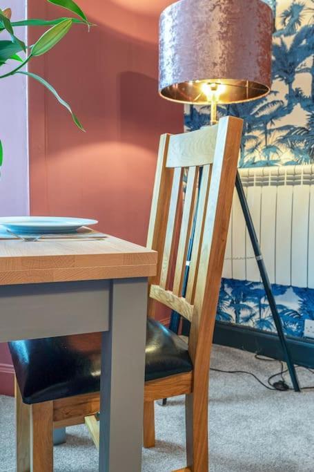 Boutique Modern Royal Mile Apartment Sleeps 4 Édimbourg Extérieur photo