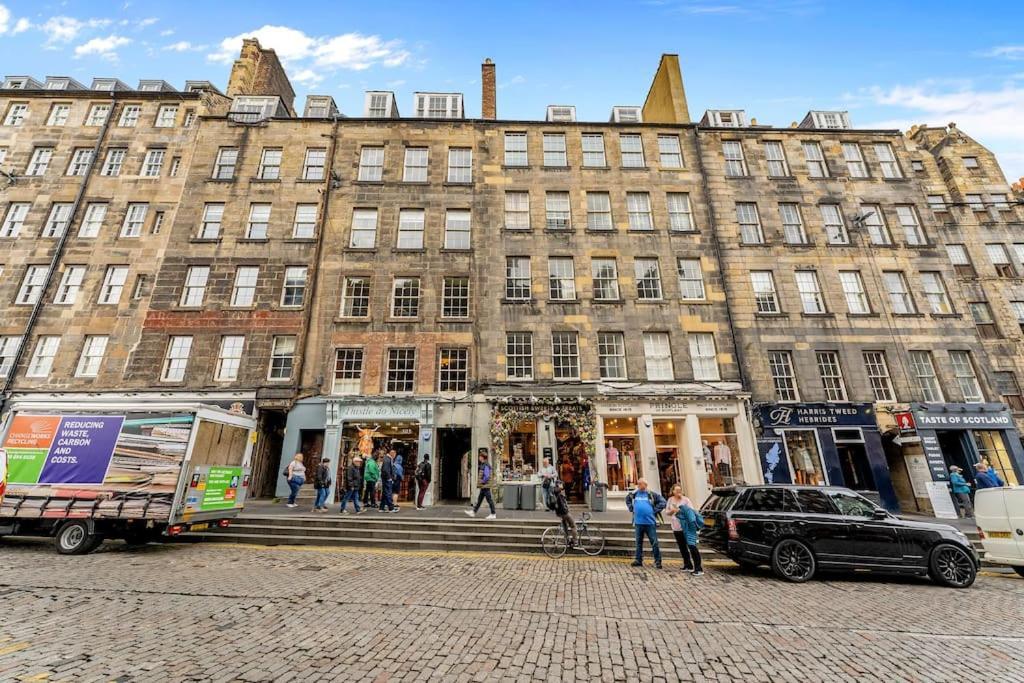 Boutique Modern Royal Mile Apartment Sleeps 4 Édimbourg Extérieur photo